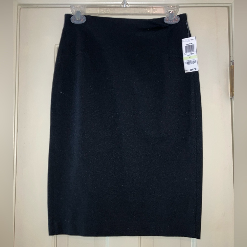 Women’s Macy’s Essentials INC Deep Black Stretch Pencil Skirt 4 NWT